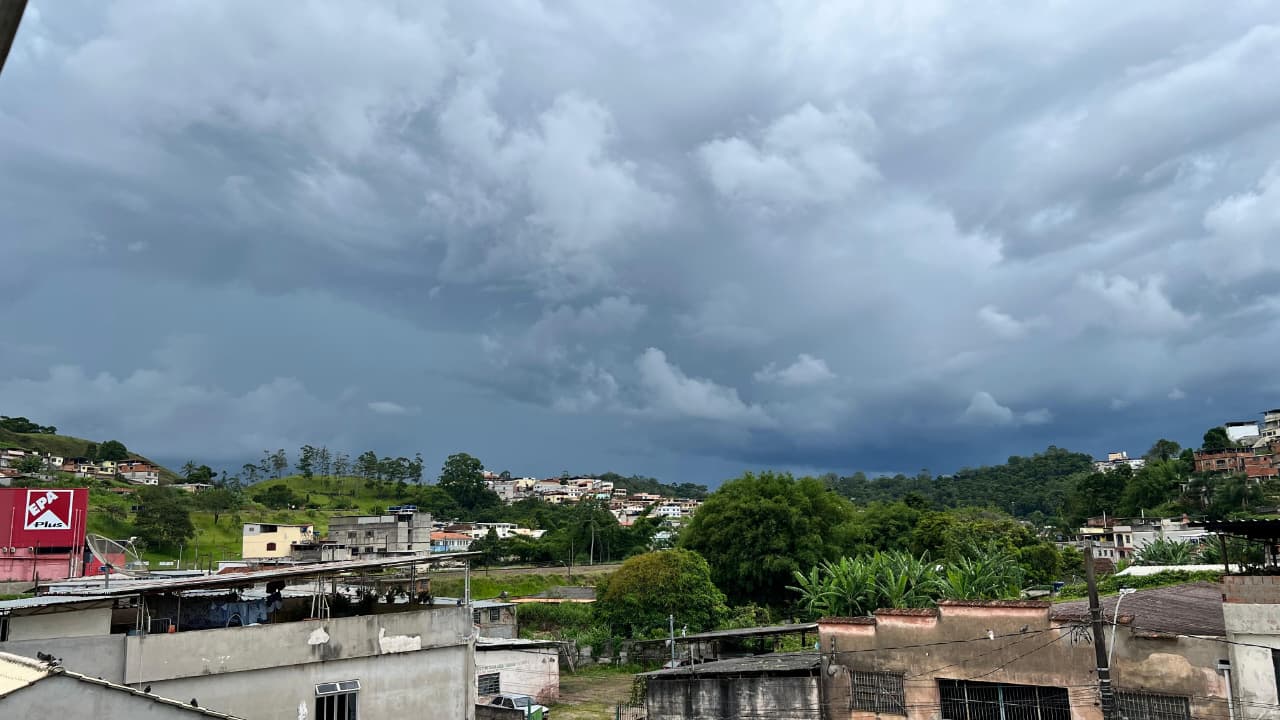 Santos Dumont está sob alerta amarelo de tempestade nesta quinta-feira